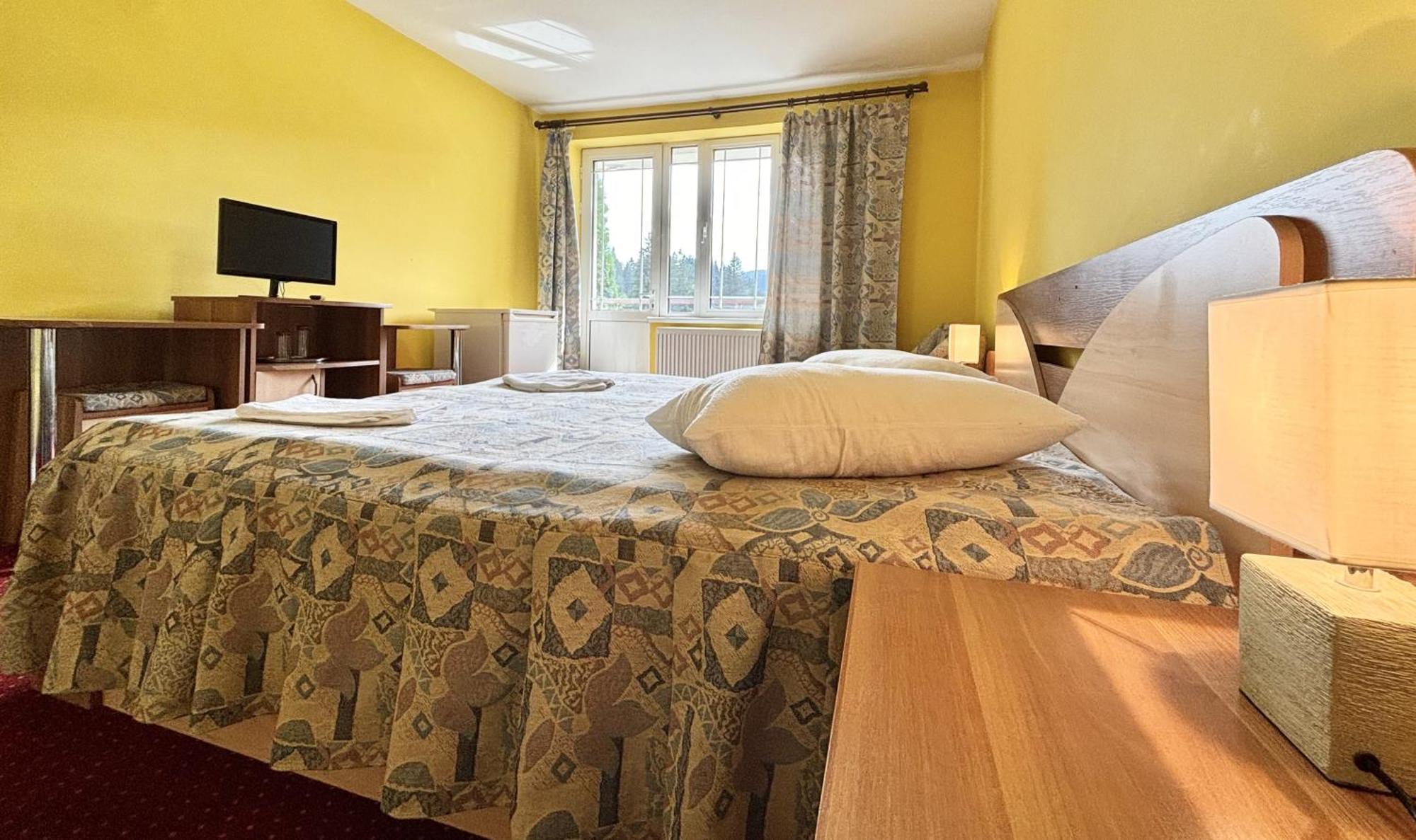 Pensiunea Iris BaileTusnad Zimmer foto